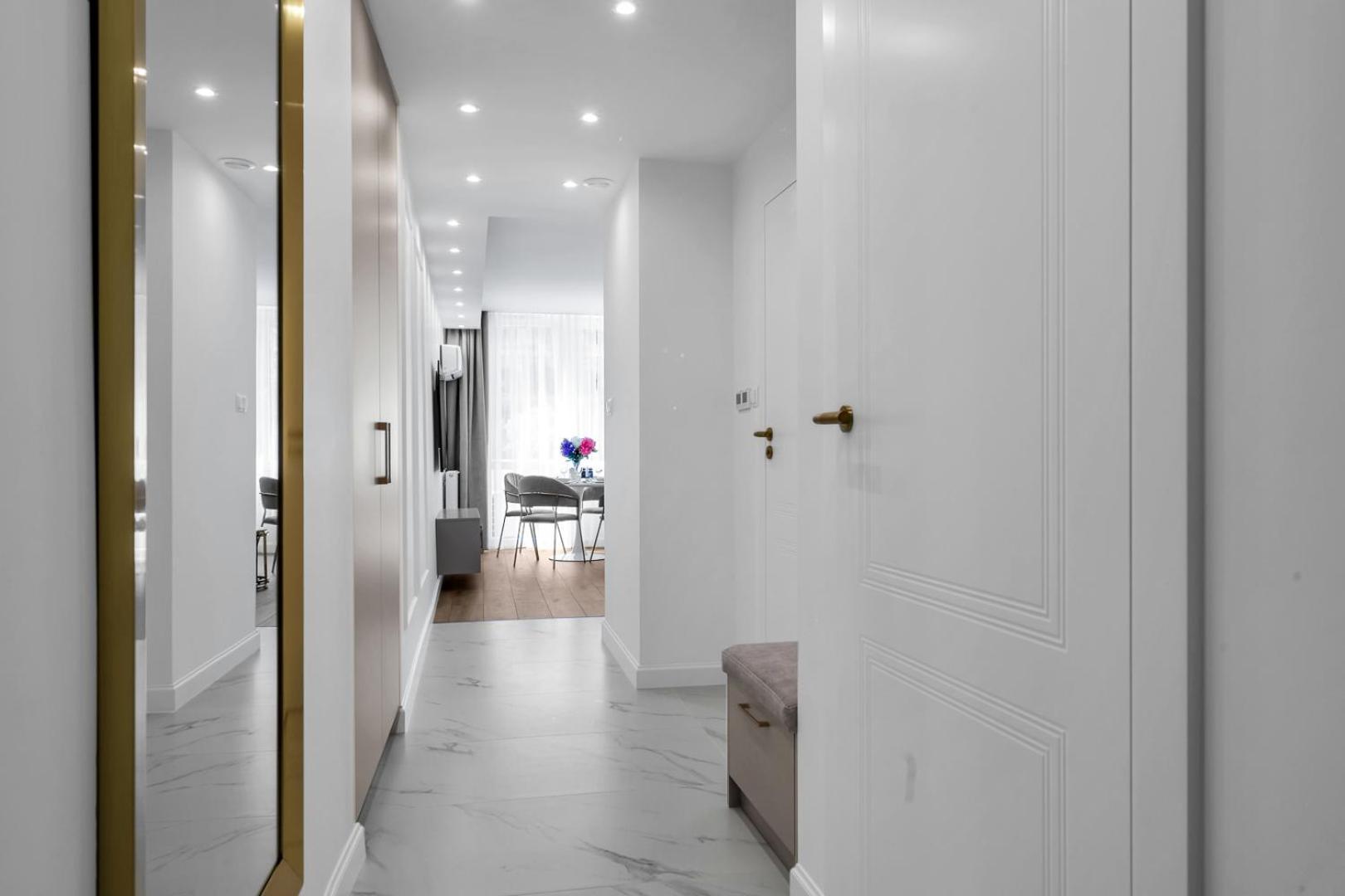 Centrum - Workspace, Balcony - By Rentujemy Apartment *