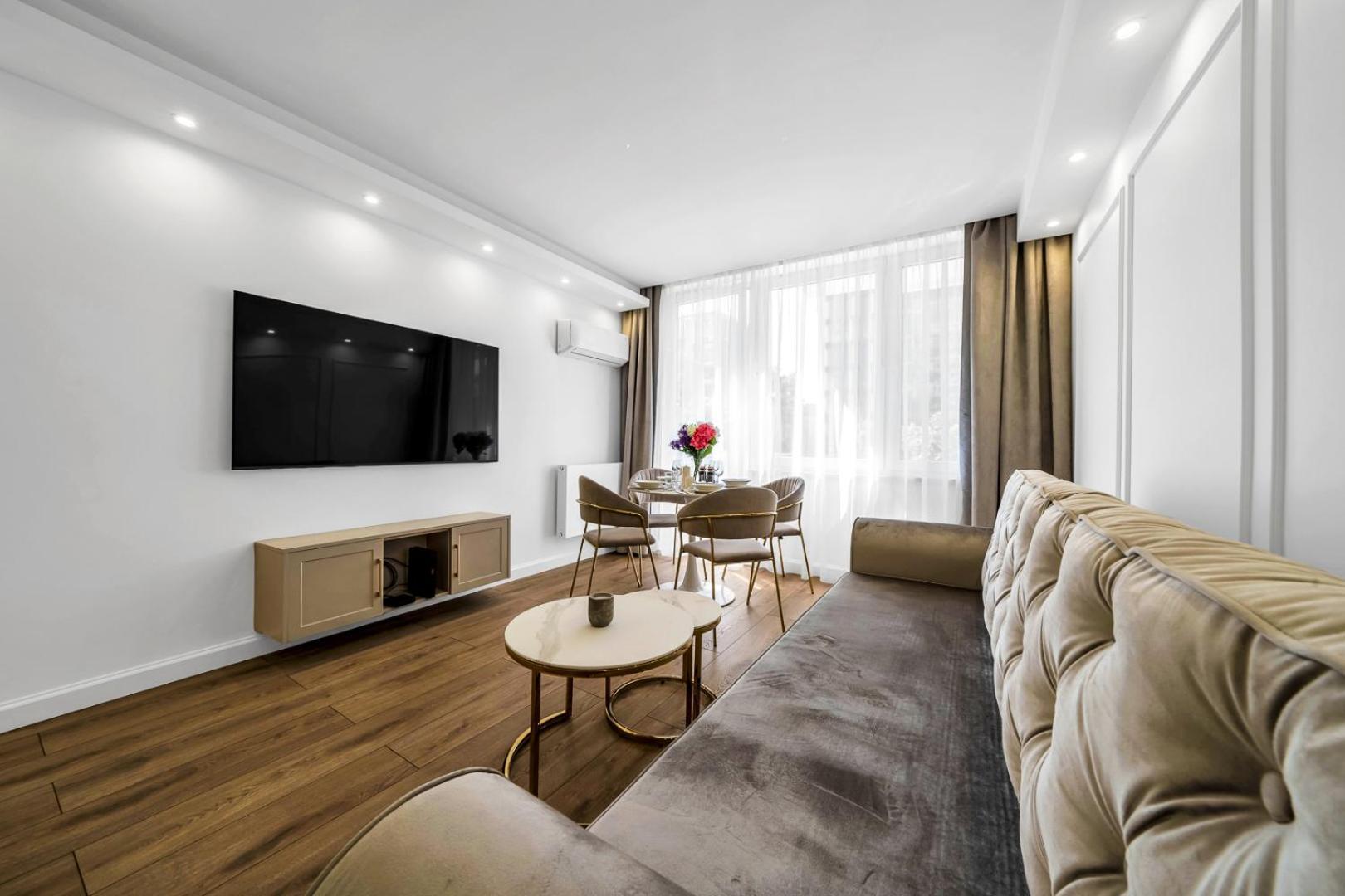 Apartment Centrum - Workspace, Balcony - By Rentujemy Warschau